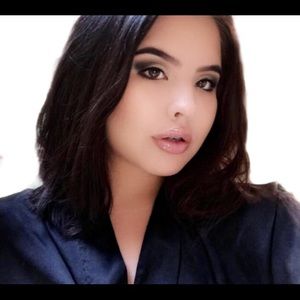 Meet your Posher, Ariel